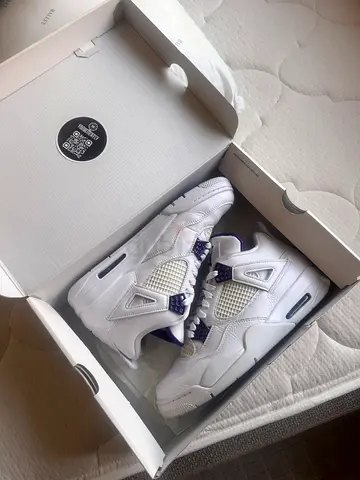 Jordan 4 Metallic Purple 10US