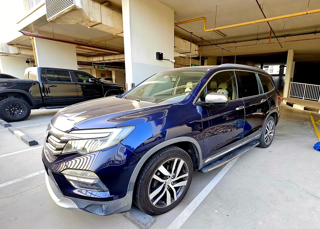 Honda Pilot 2016 — photo 1 of 15