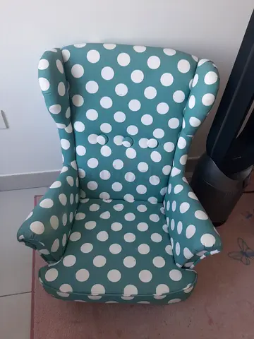 Polka Dot Infant/Child Recliner Chair - Lightly Used