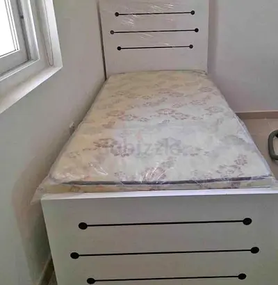 Bed White Color Design Used