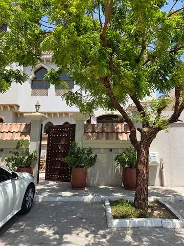 Villa for Rent – Al Fisht, Sharjah 🌊 Beautiful