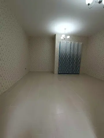 FULLY MAINTAINED STUDIO APARTMENT