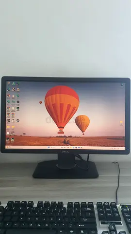 Pc Monitor full HD - perfect Condition urgent selling