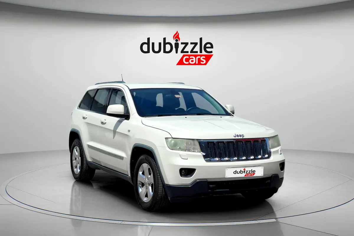 Jeep Grand Cherokee 2011 — photo 1 of 15