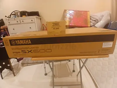 Yamaha psr sx 600
