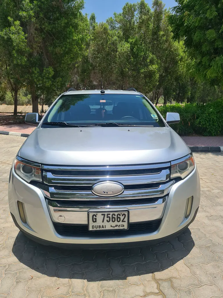 Ford Edge 2013 — photo 1 of 13