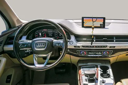 2016 AUDI Q7 — миниатюра 12