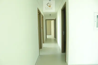 pacious 3BR Apartment in Palace Residences North