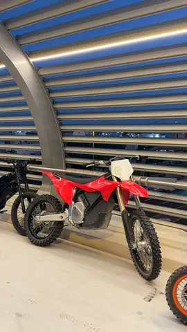 Stark varg MX 80HP