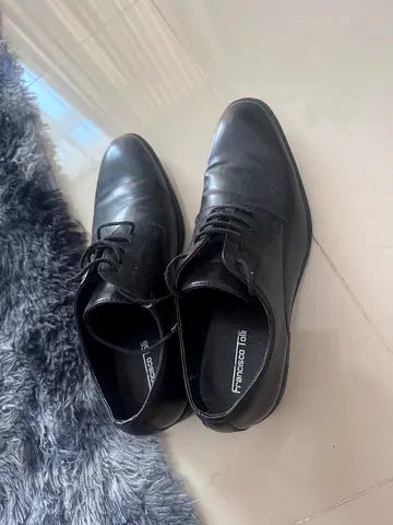 Black men work shoes