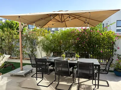 8 seater dinning table