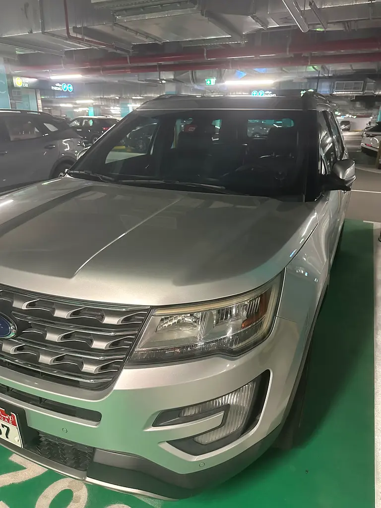Ford Explorer 2017 — photo 1 of 4