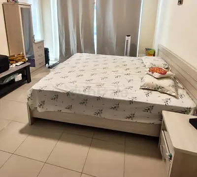 King Bedroom Set (5-piece) — AED 900 Excellent condition.