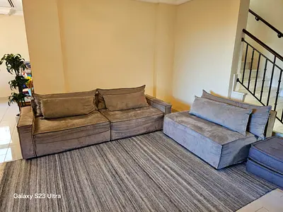 2 pieces sofa- Very Good condition