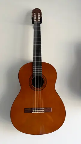 Yamaha Classical Guitar C40 – Natural