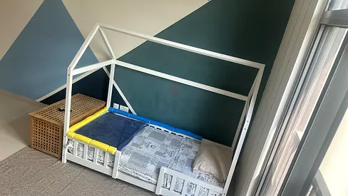 Toddler bed with canopy