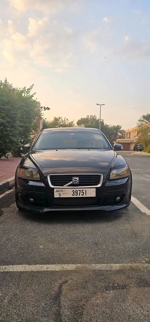 Volvo C-Class 2008 — photo 1 of 4