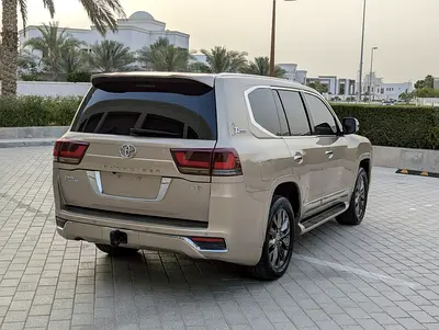 صورة 14 لـ 2011 Toyota LAND CRUISER