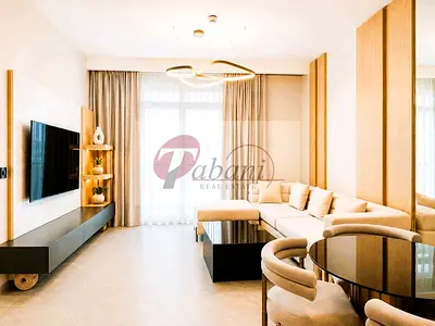 Furnished 1BR Apartment | Elevate by Prescott | Pool View