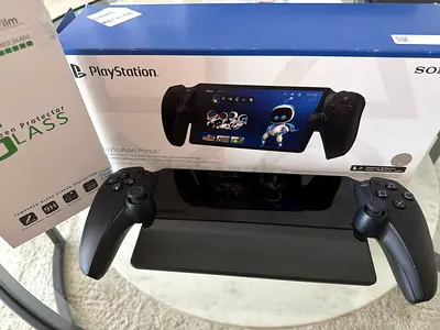 PlayStation Portal Remote Player (like new) with box