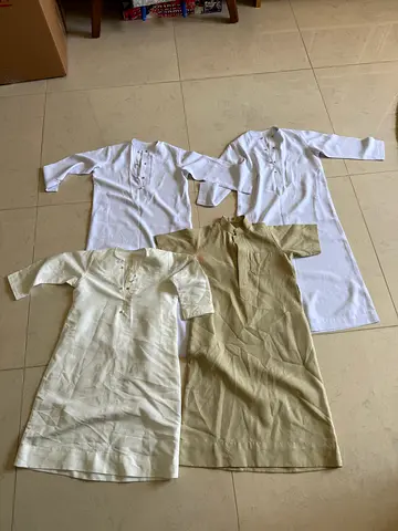 Three boys traditional Arabic clothes (white and beige) - good condition