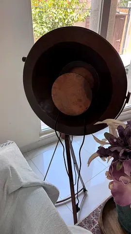 Floor lamp