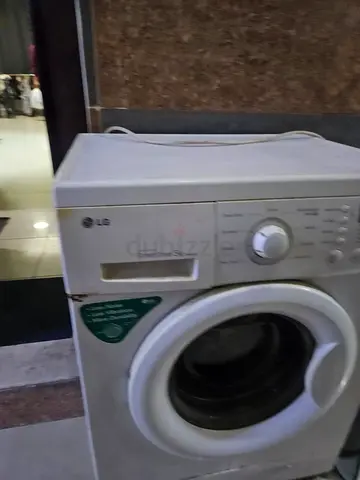 Washing Machine  – Needs Minor Leak Repair