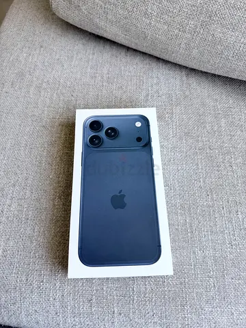 iPhone 17 Pro Max 255GB - Two weeks old -  Box - Deep Blue