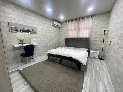 Private room with private washroom in cozy villa