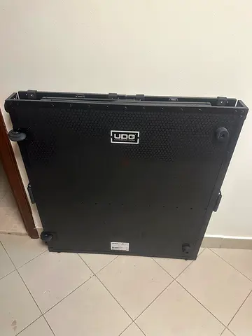 UDG FOLD OUT DJ TABLE BLACK MK2