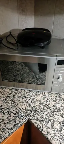 Microwave good working condition
