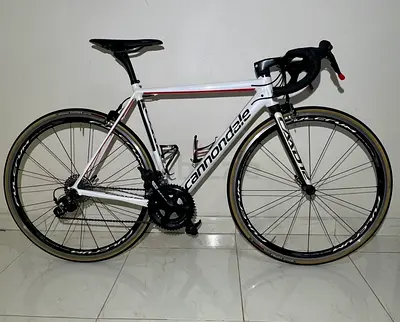 Cannondale CAAD12 Road Bike with Fulcrum Wheels