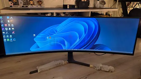 Samsung Odyssey CHG90 49