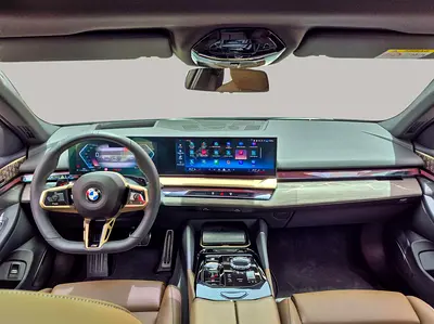 صورة مصغرة 9 لـ 2025 BMW 5-SERIES