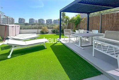 Golf View | Upgraded | Spacious Duplex| Appliances
