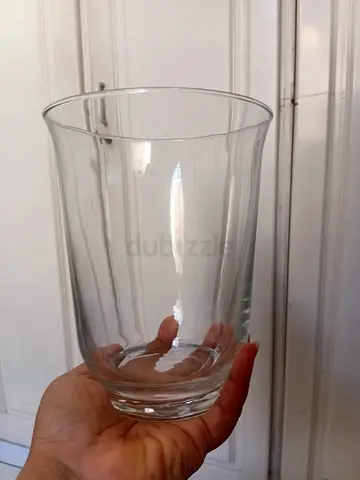 Decorative glass vase