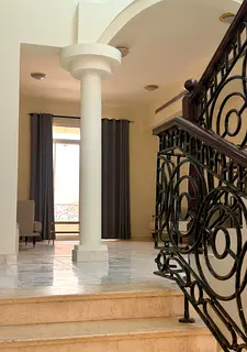 Spacious clean MASTER ROOM