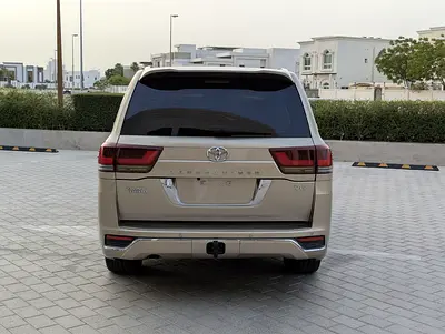 صورة 16 لـ 2011 Toyota LAND CRUISER