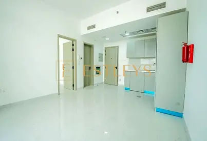 1 BR | Spacious | Ready To Move In
