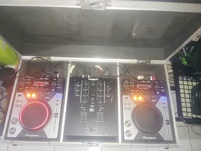 Only CDJS Pioneer 400 and case for sale