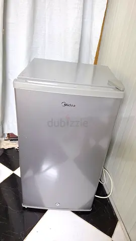 Midea Compact Silver Mini Fridge - Single Door, Excellent Condition