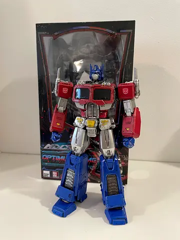 Threezero Transformers Optimus Prime