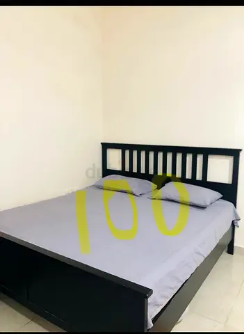 king size bed with mattress
