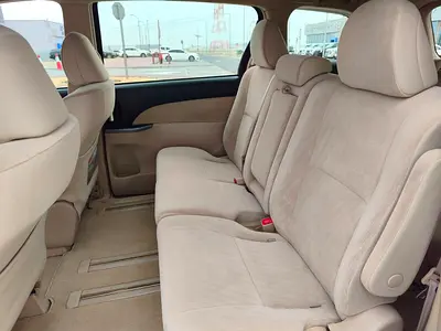 صورة 16 لـ 2019 Toyota PREVIA