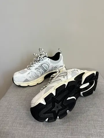 Dior blackwhite sneakers