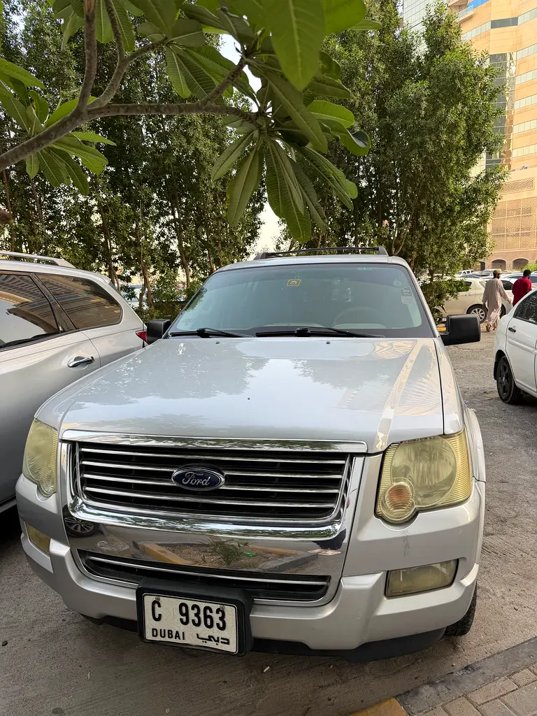 Ford Explorer 2009 — photo 1 of 13