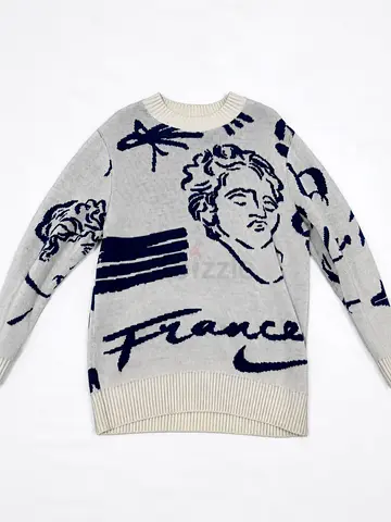 Nike sweater
