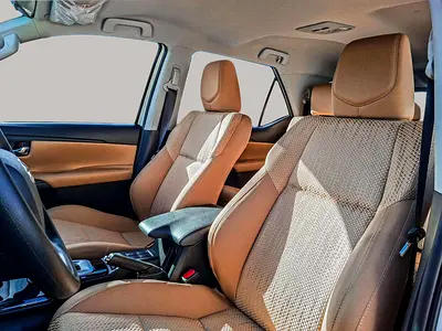2026 Toyota FORTUNER 缩略图 11