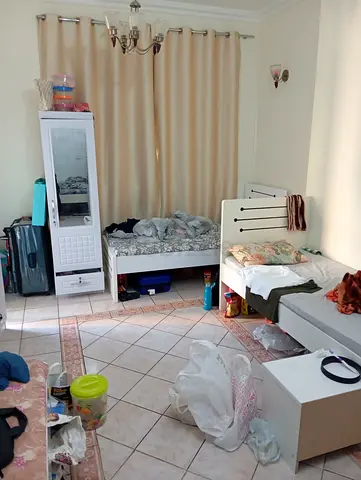 Executive bed space for boys