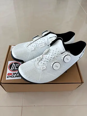 Cycling shoes BONT Riot Road+ 24